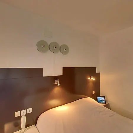 The Originals Access, Est Hotel 2*