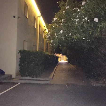 The Originals Access, Beziers Est 2* Безье