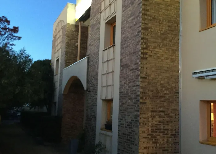Hotell The Originals Access, Est 2*